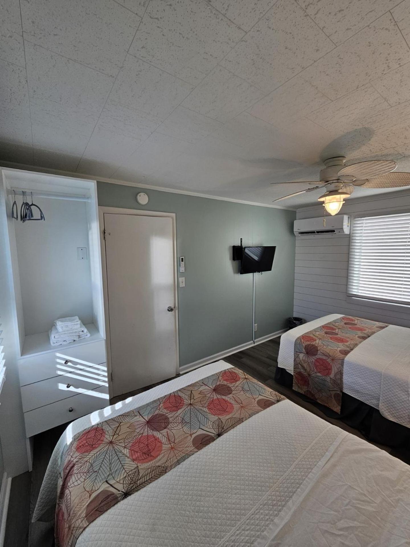 Island Guesthouse And Motel Obx Мантео Екстериор снимка