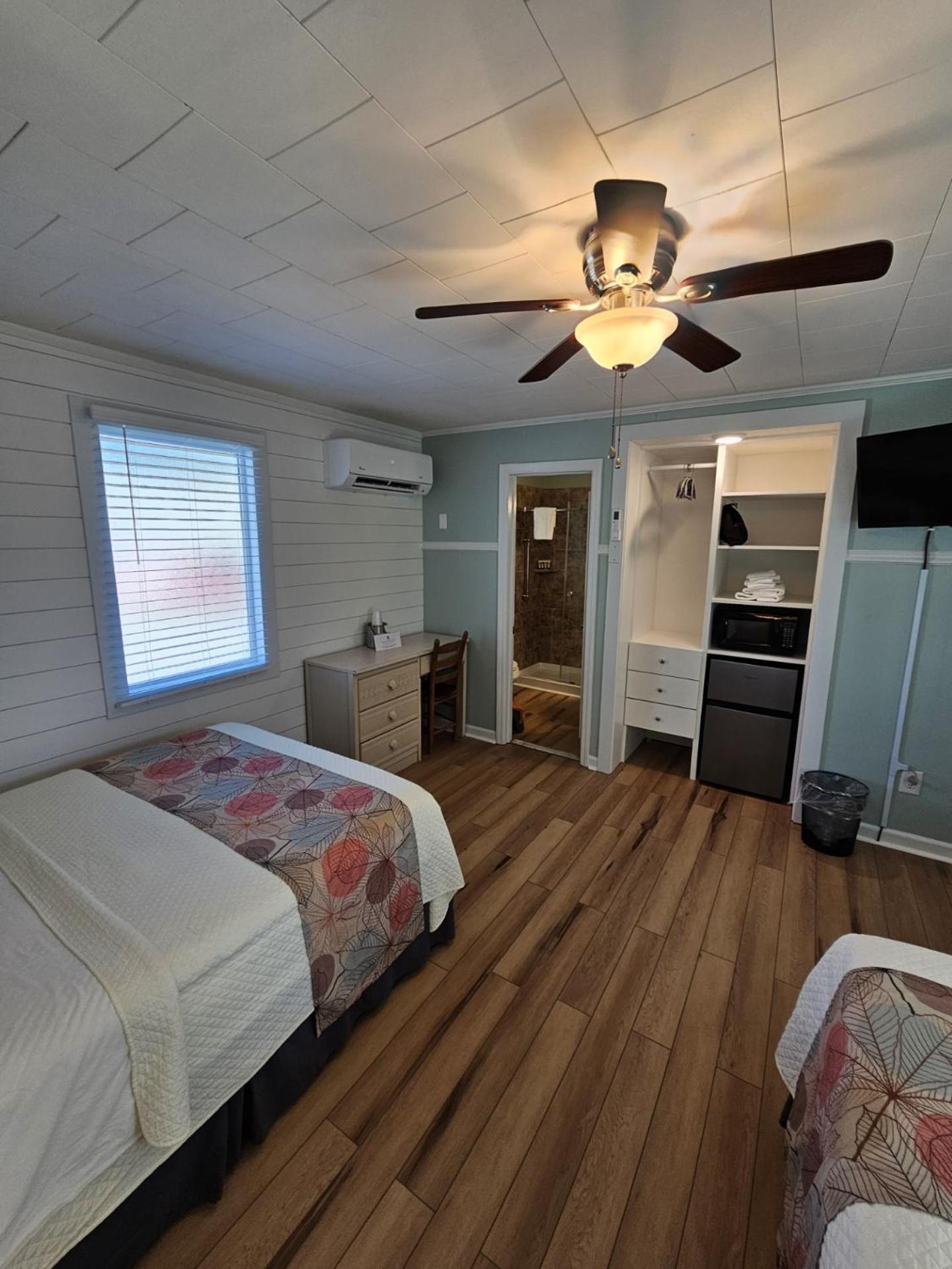 Island Guesthouse And Motel Obx Мантео Екстериор снимка