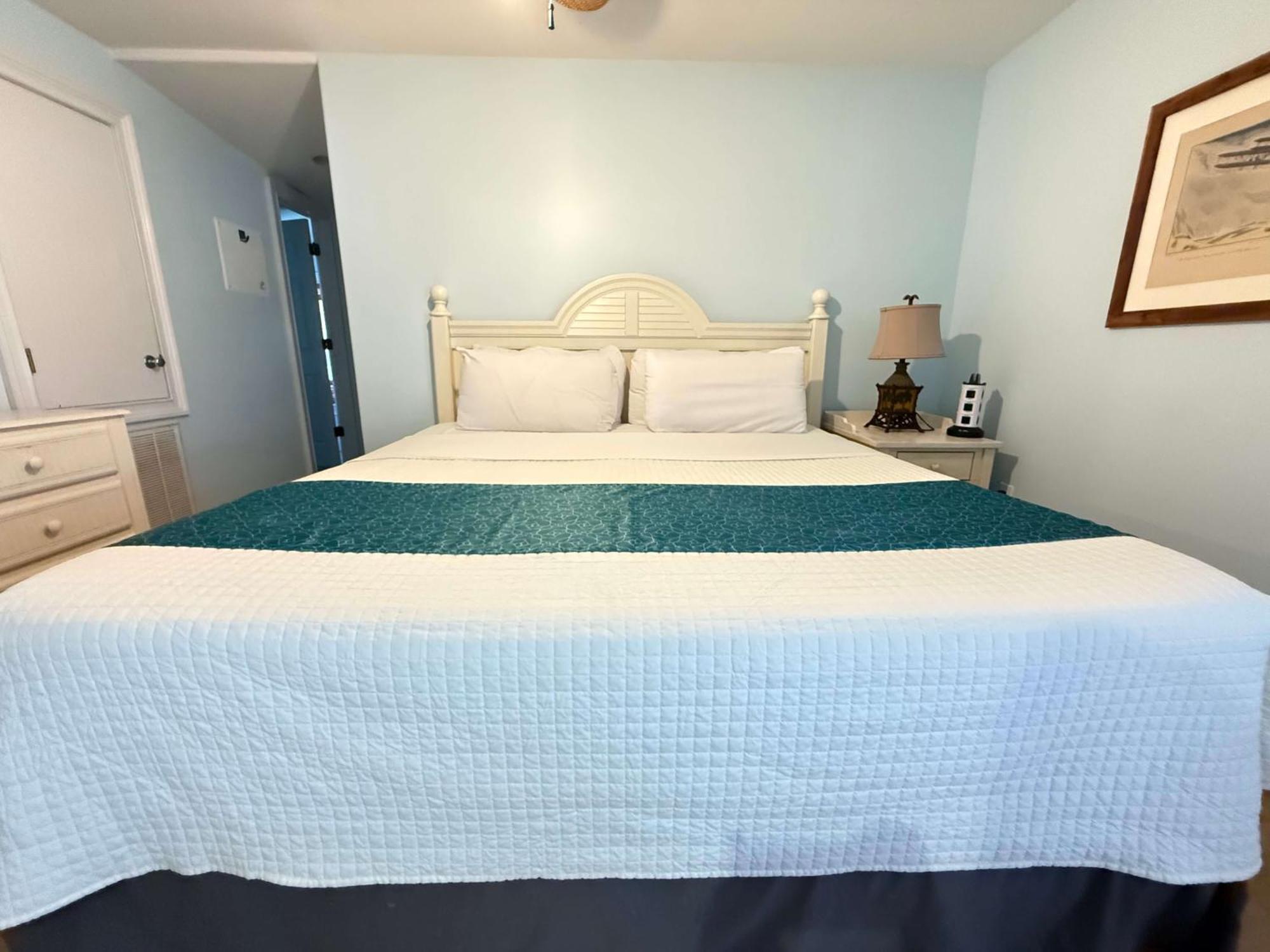 Island Guesthouse And Motel Obx Мантео Екстериор снимка