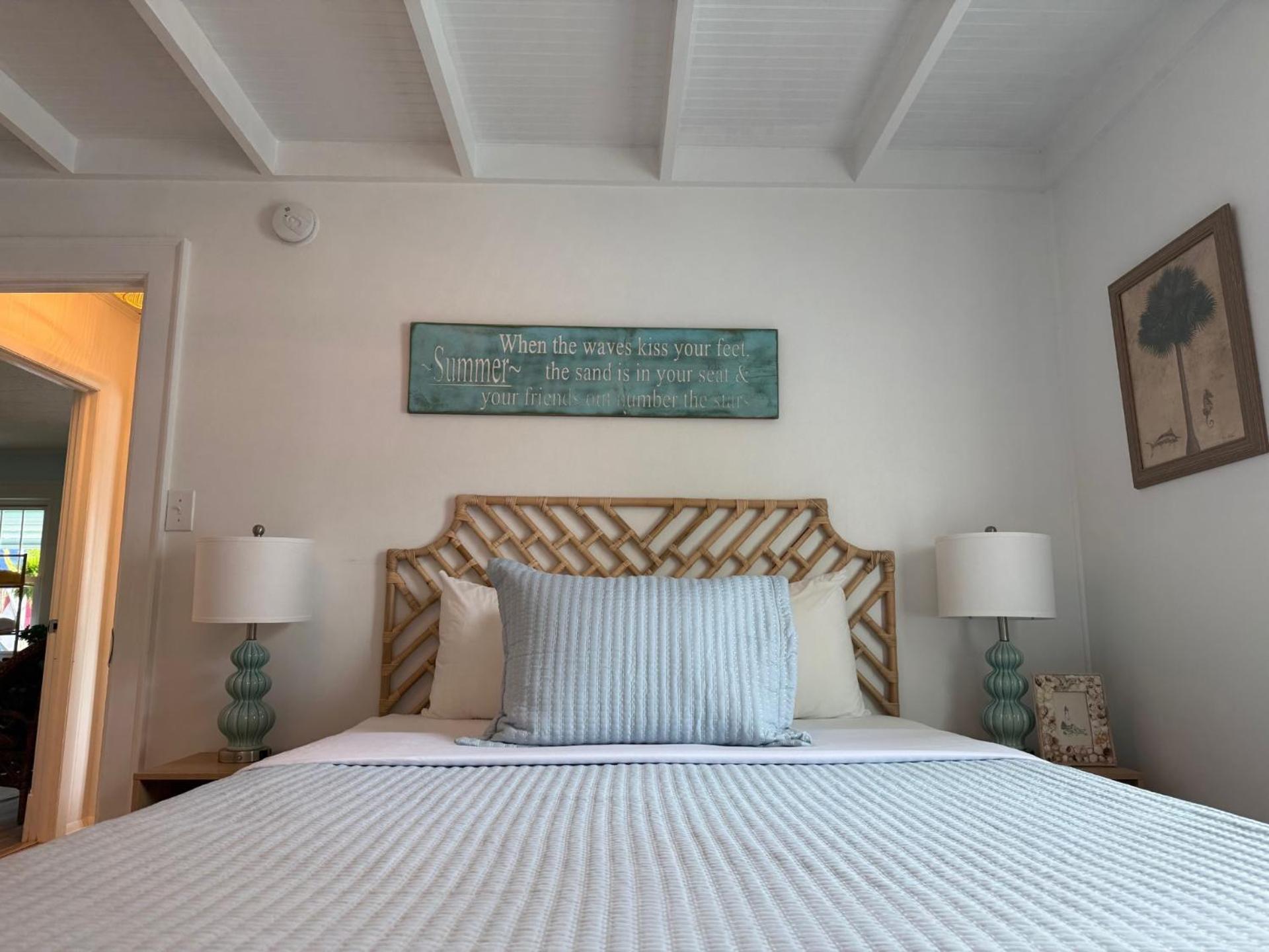 Island Guesthouse And Motel Obx Мантео Екстериор снимка